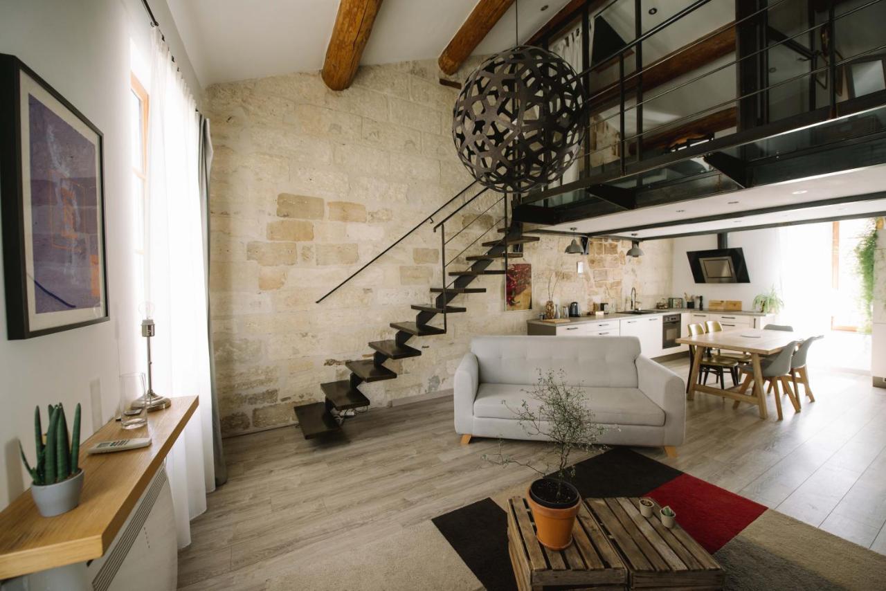 Duplex climatisé centre ancien 7min à pied du palais 6 couchages Avignon Exterior foto