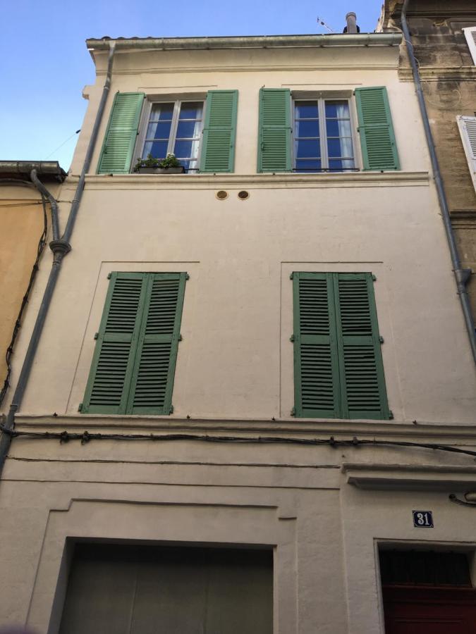 Duplex climatisé centre ancien 7min à pied du palais 6 couchages Avignon Exterior foto